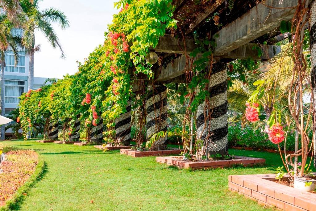 Saigon - Ninh Chu Hotel & Resort Phan Rang-Tháp Chàm Zewnętrze zdjęcie